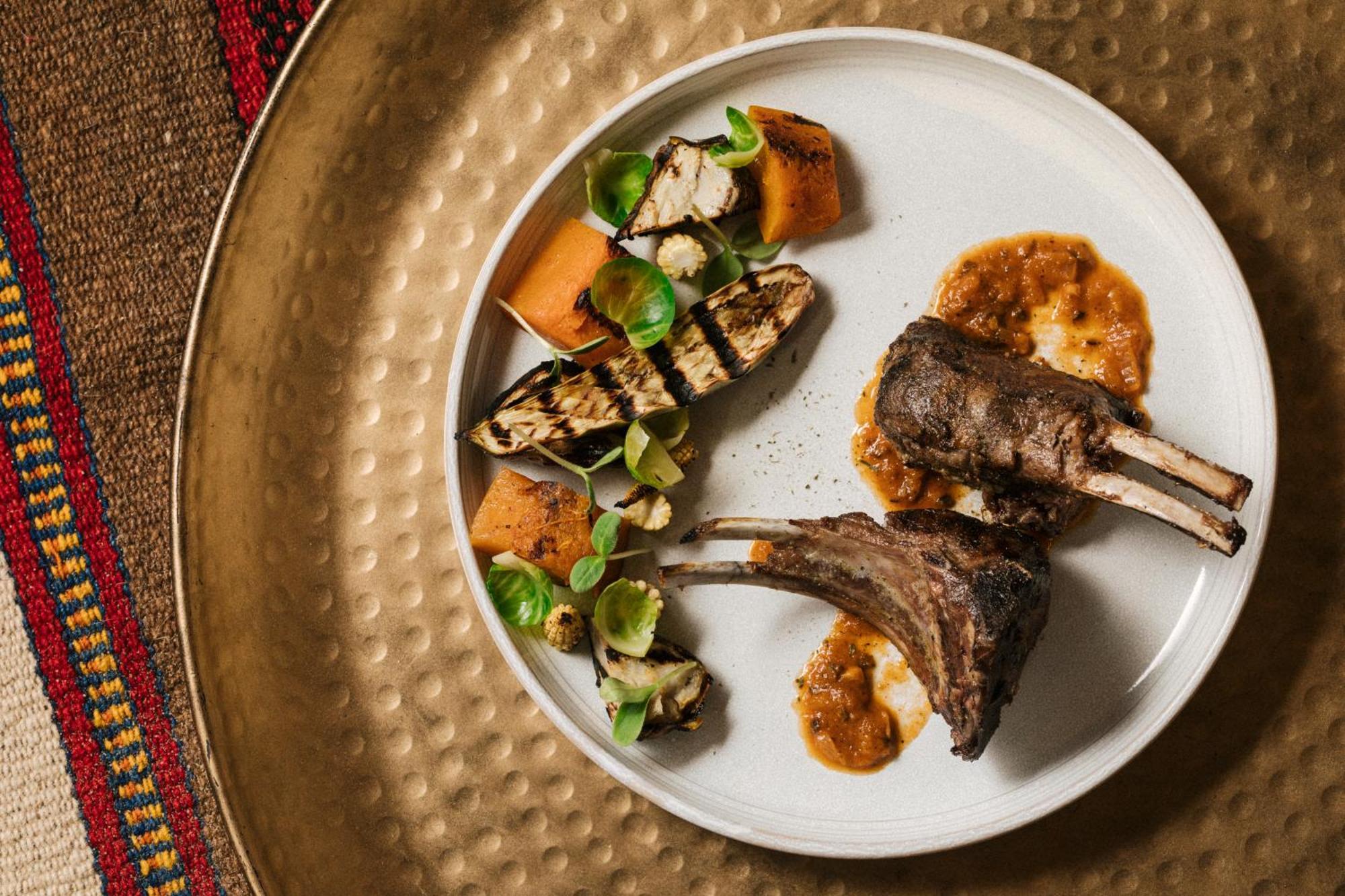 Our Habitas Alula Hotel Al-ʿUla Exterior photo Grilled lamb chops